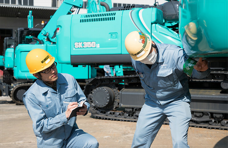神钢挖掘机行走跑偏维修